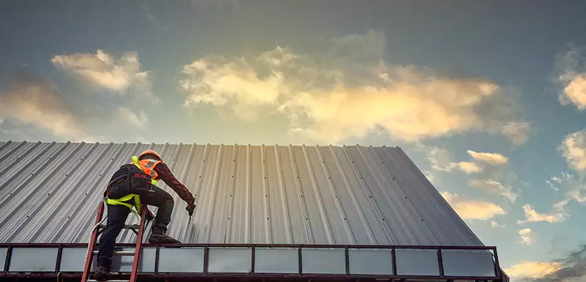 Commercial Built-Up Roof Installation in Woodridge