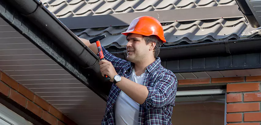 Gutter Fascia Repair in Woodridge